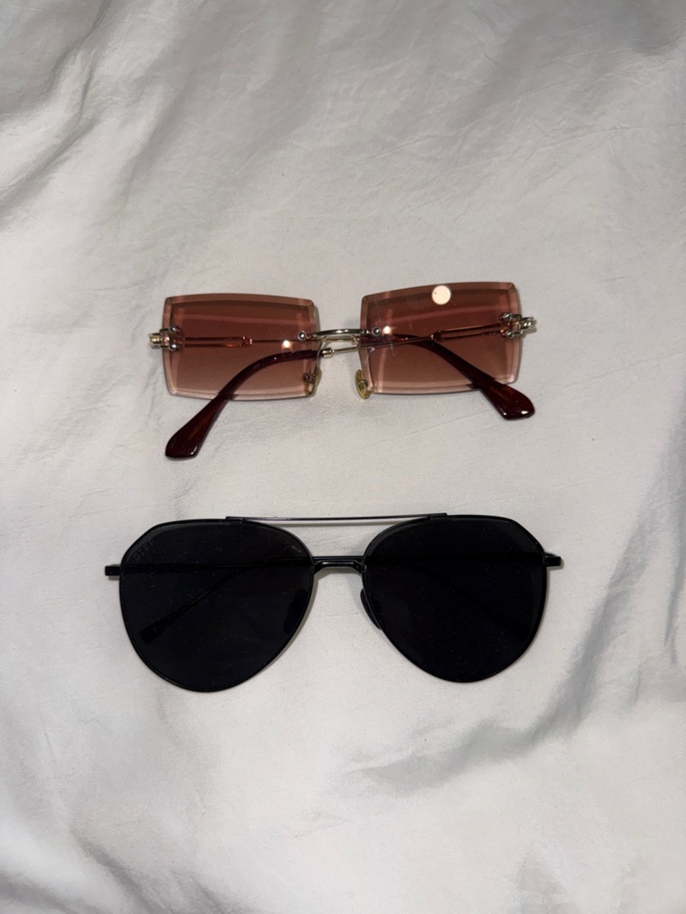 Set of 2 Women’s Sunglasses